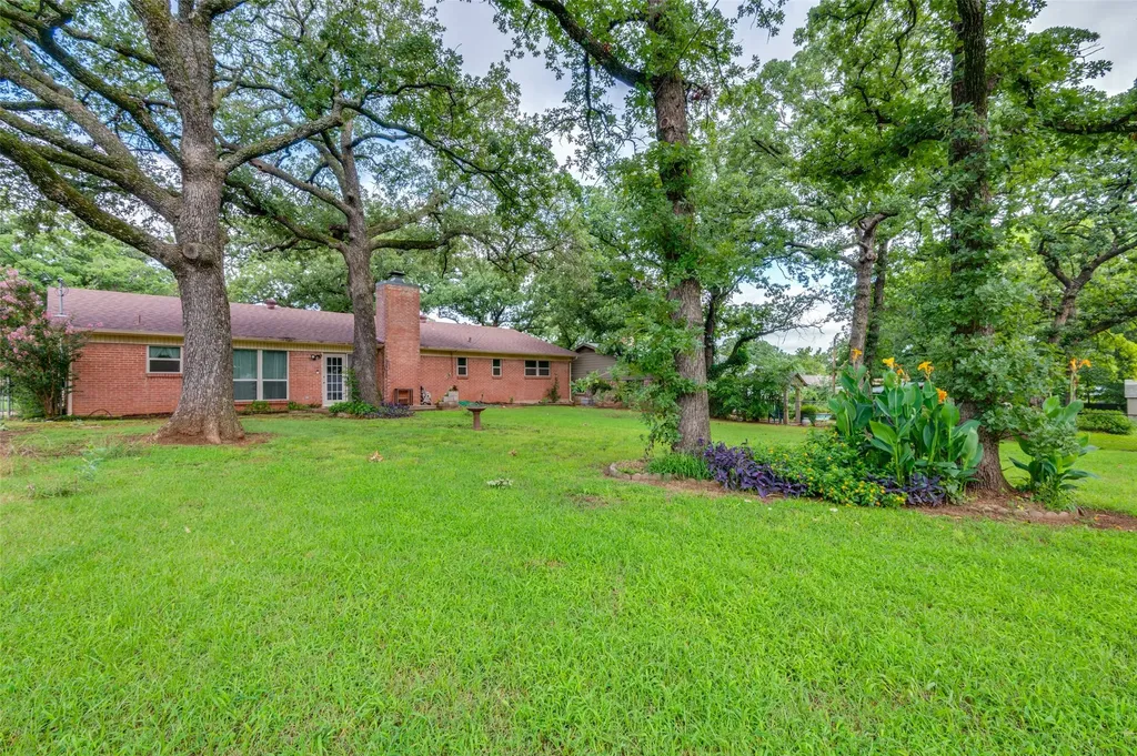 5500 Woodland Hills Drive Denton TX 76208