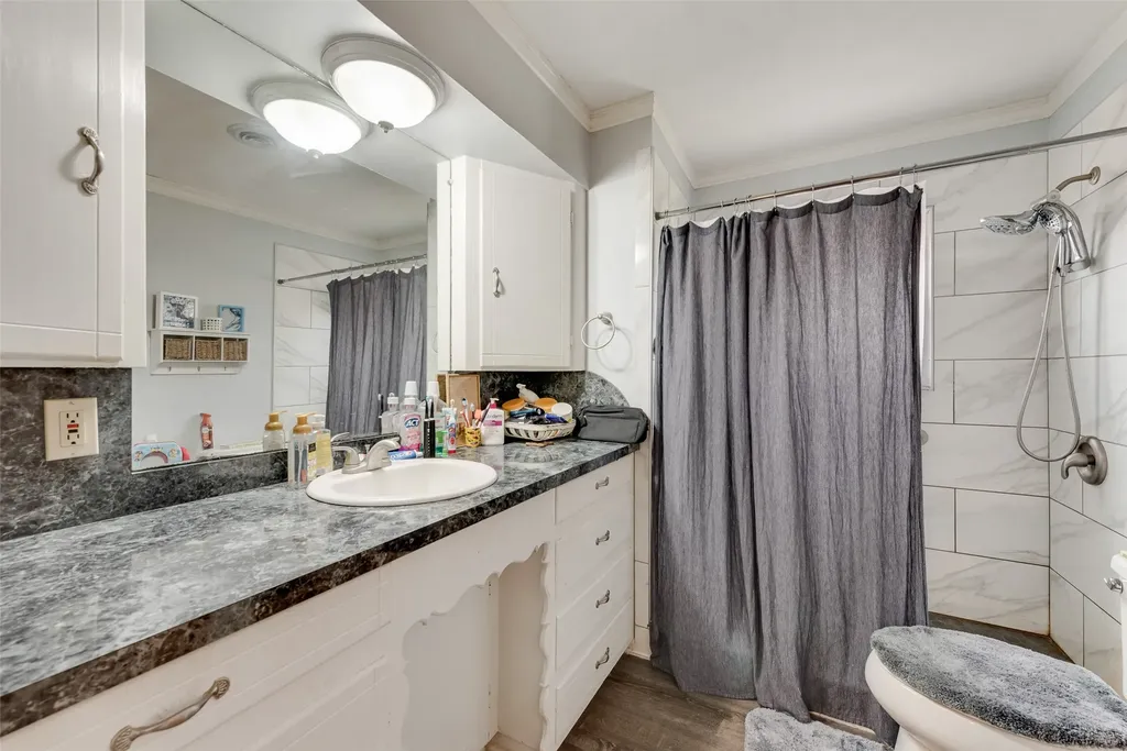 405 Pecan Street Forreston TX 76041