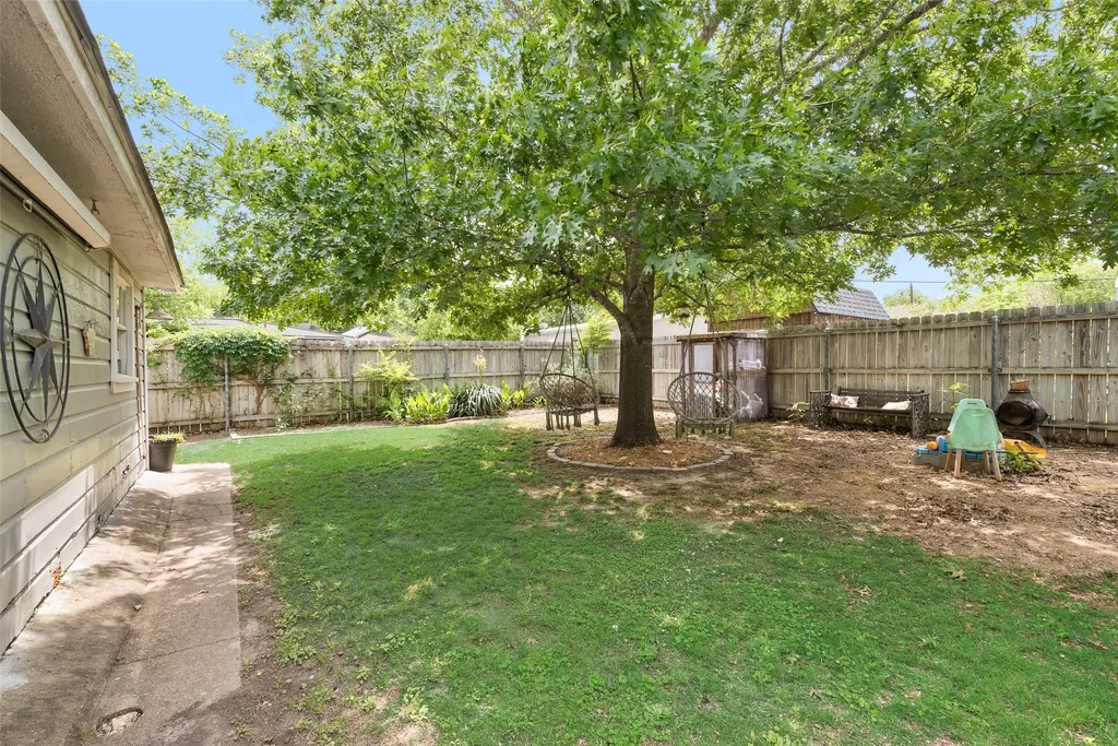 405 Pecan Street Forreston TX 76041