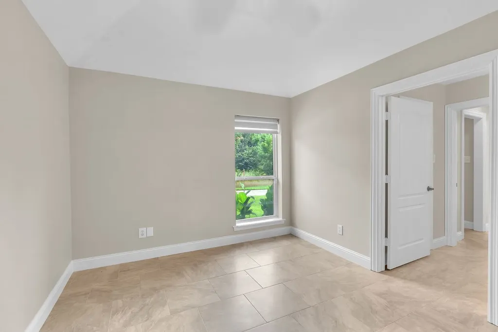 137 Oakwood Court Lakeside TX 76135