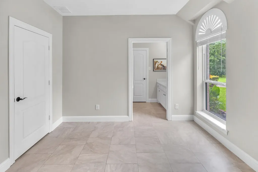 137 Oakwood Court Lakeside TX 76135