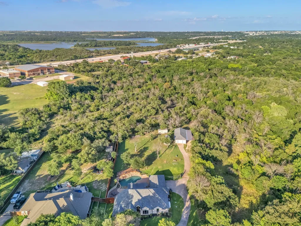 137 Oakwood Court Lakeside TX 76135