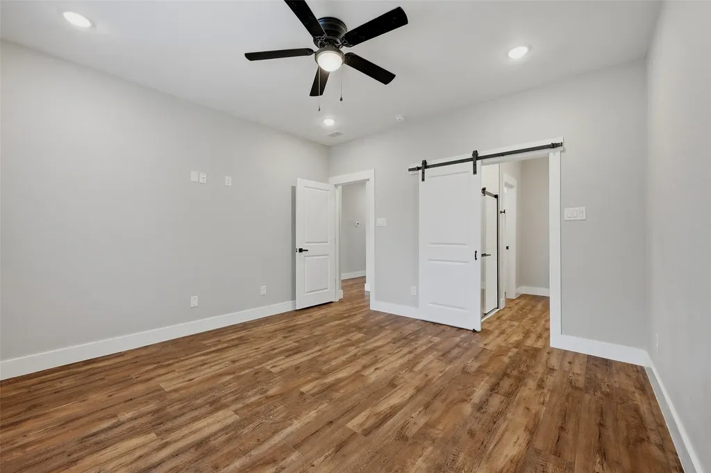 4919 Dry Creek Sherman TX 75092