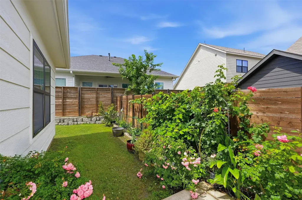 4919 Dry Creek Sherman TX 75092