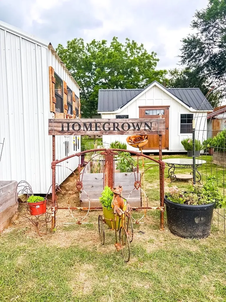 110 N Avenue D Wortham TX 76693