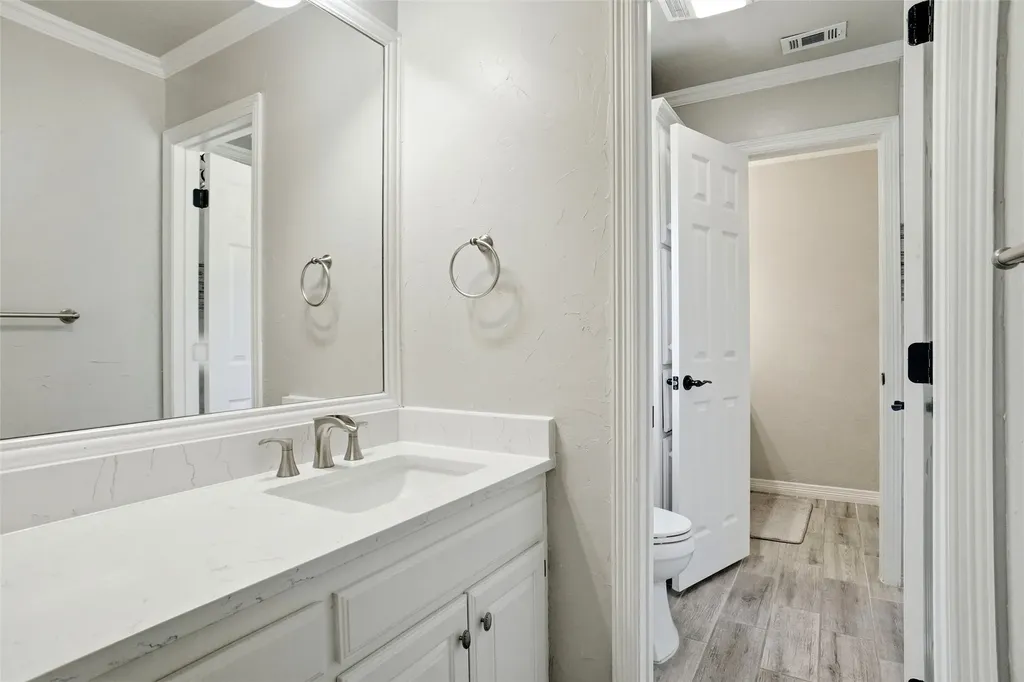 801 Ridgedale Court Southlake TX 76092