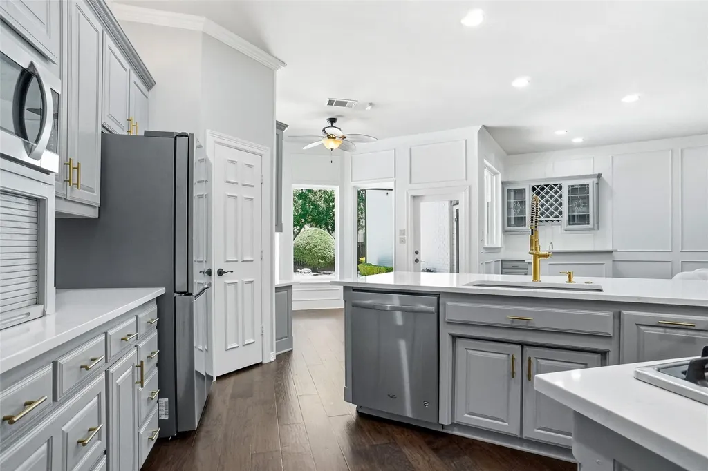 801 Ridgedale Court Southlake TX 76092