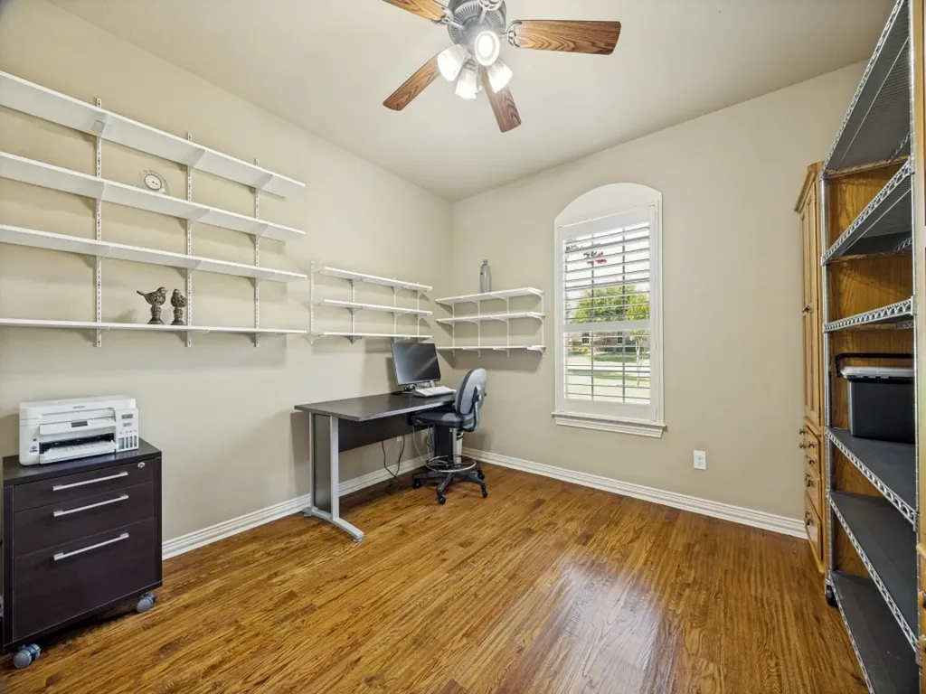 2924 Overland Trail Sherman TX 75092