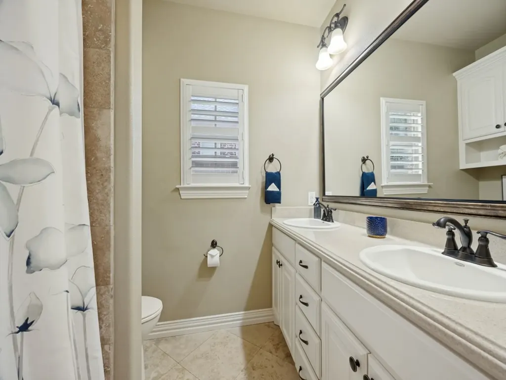 2924 Overland Trail Sherman TX 75092
