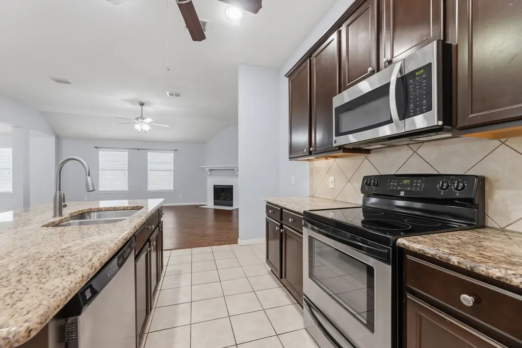 851 Scenic Ranch Circle Fairview TX 75069