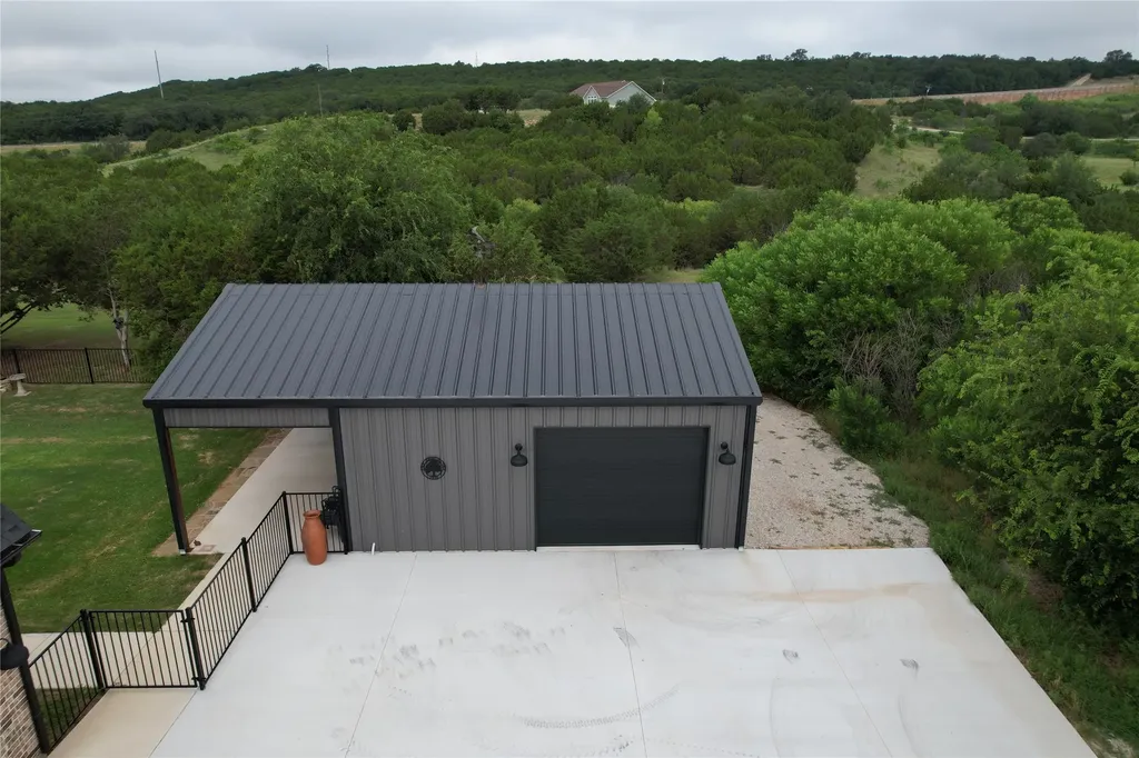 2125 Canyon Wren Loop Graford TX 76449