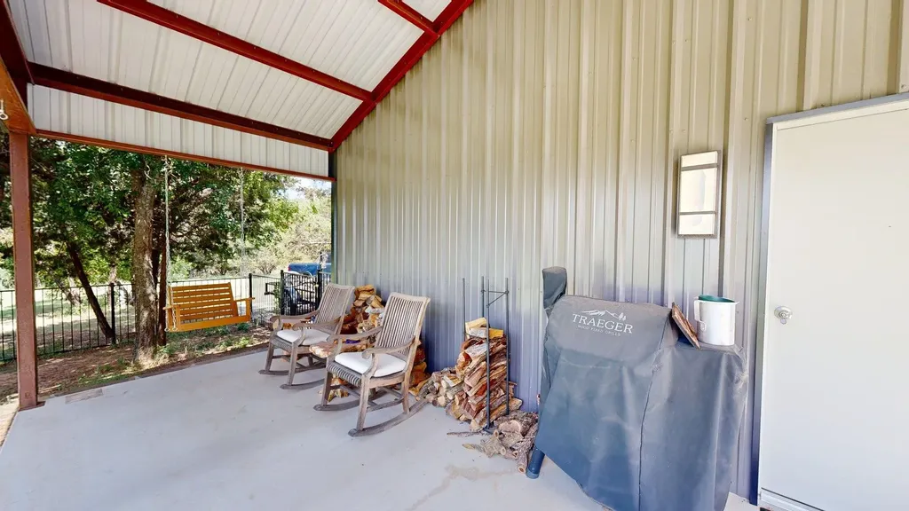 2125 Canyon Wren Loop Graford TX 76449