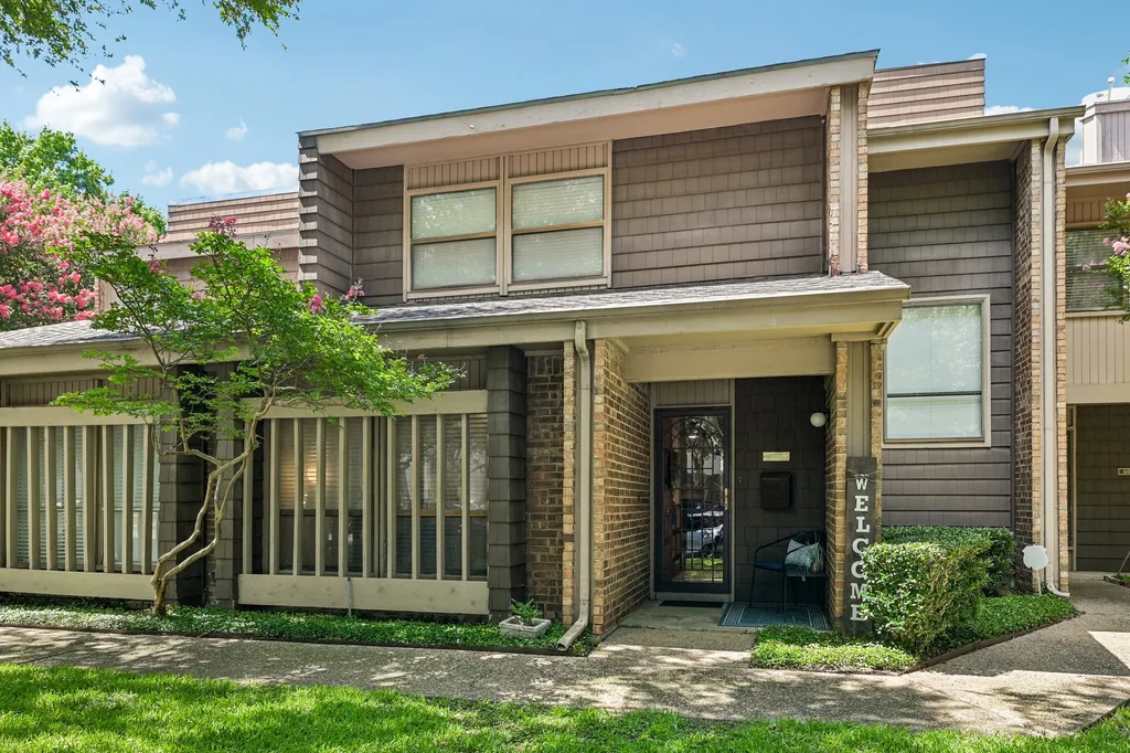 6017 Milton Street Dallas TX 75206