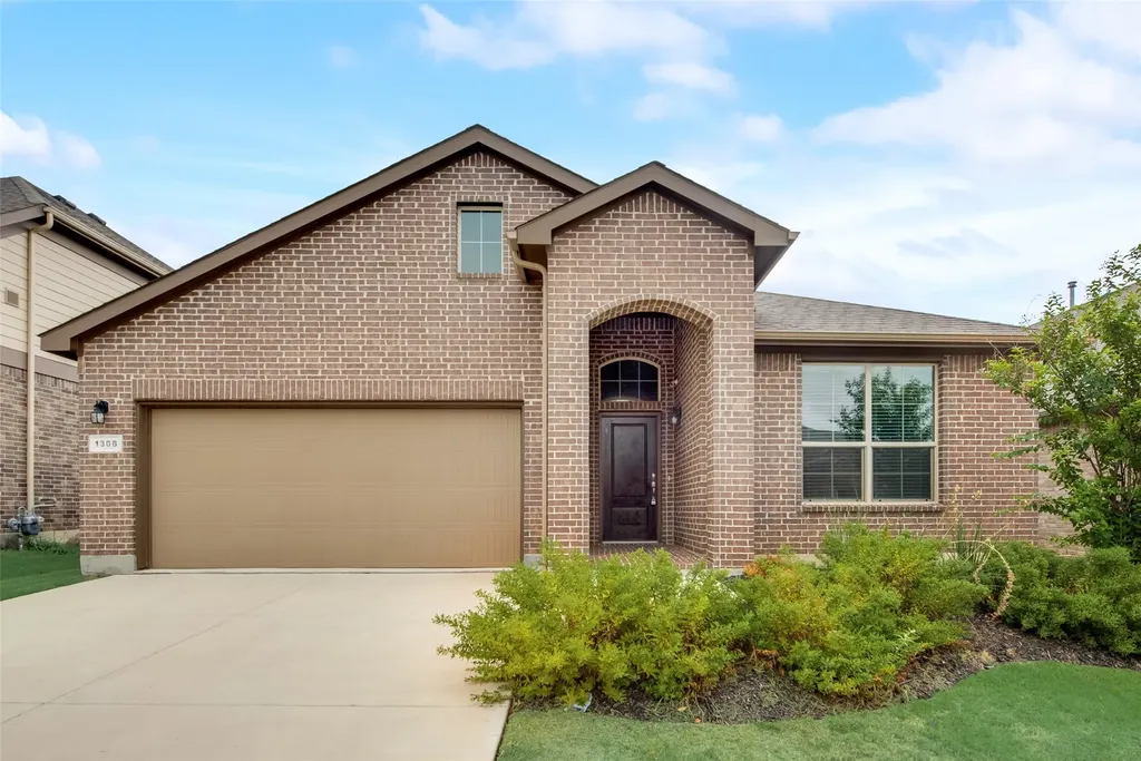 1308 Canary Lane Argyle TX 76226