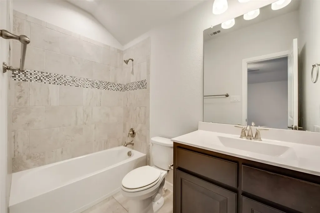 1308 Canary Lane Argyle TX 76226