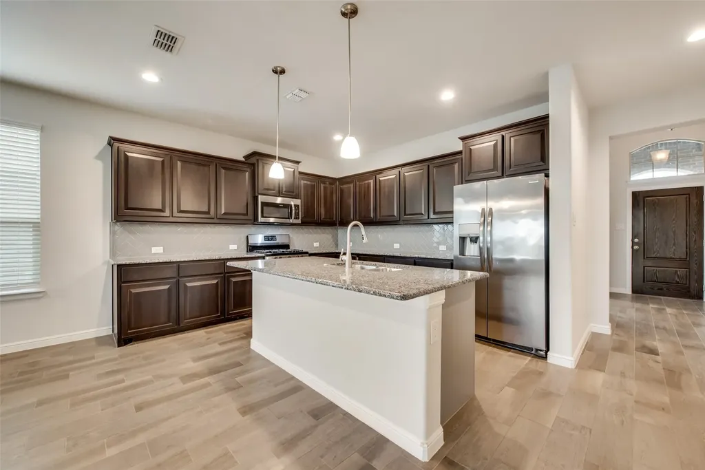 1308 Canary Lane Argyle TX 76226