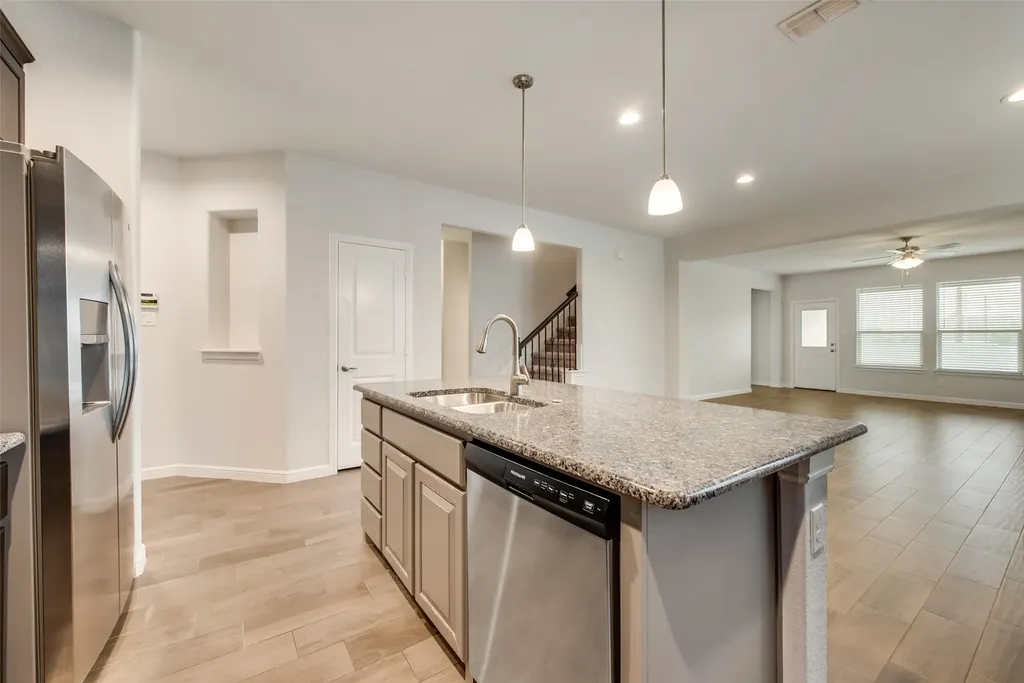 1308 Canary Lane Argyle TX 76226