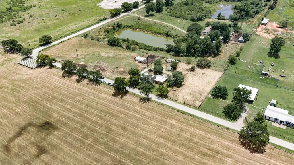 716 County Road 4757 Boyd TX 76023