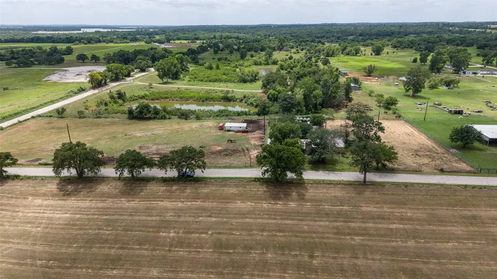716 County Road 4757 Boyd TX 76023