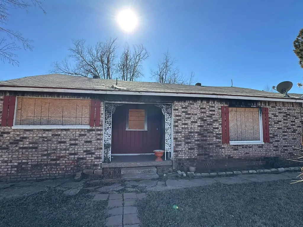 807 Gerald Street Wichita Falls TX 76301