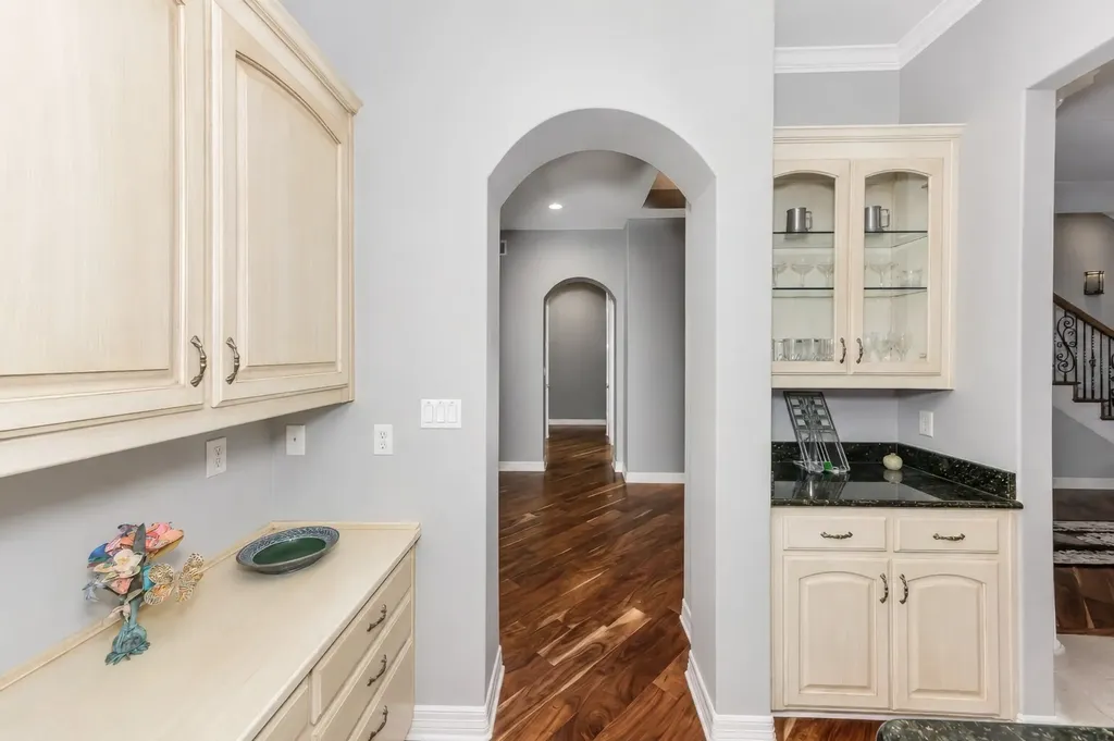 5974 River Bend Drive Benbrook TX 76132