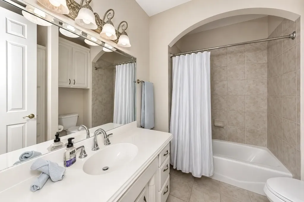 5974 River Bend Drive Benbrook TX 76132