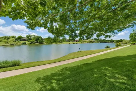 5974 River Bend Drive Benbrook TX 76132