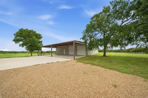 1632 County Road 4125 Iredell TX 76649