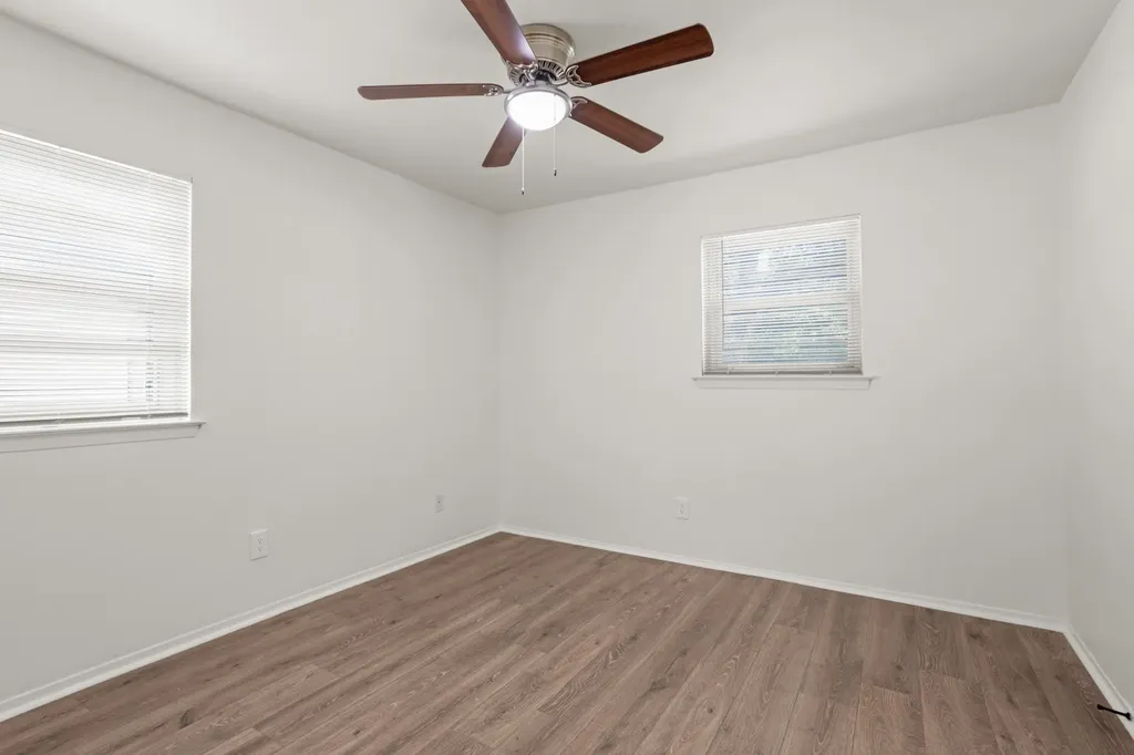 1820 Emery Street Denton TX 76201