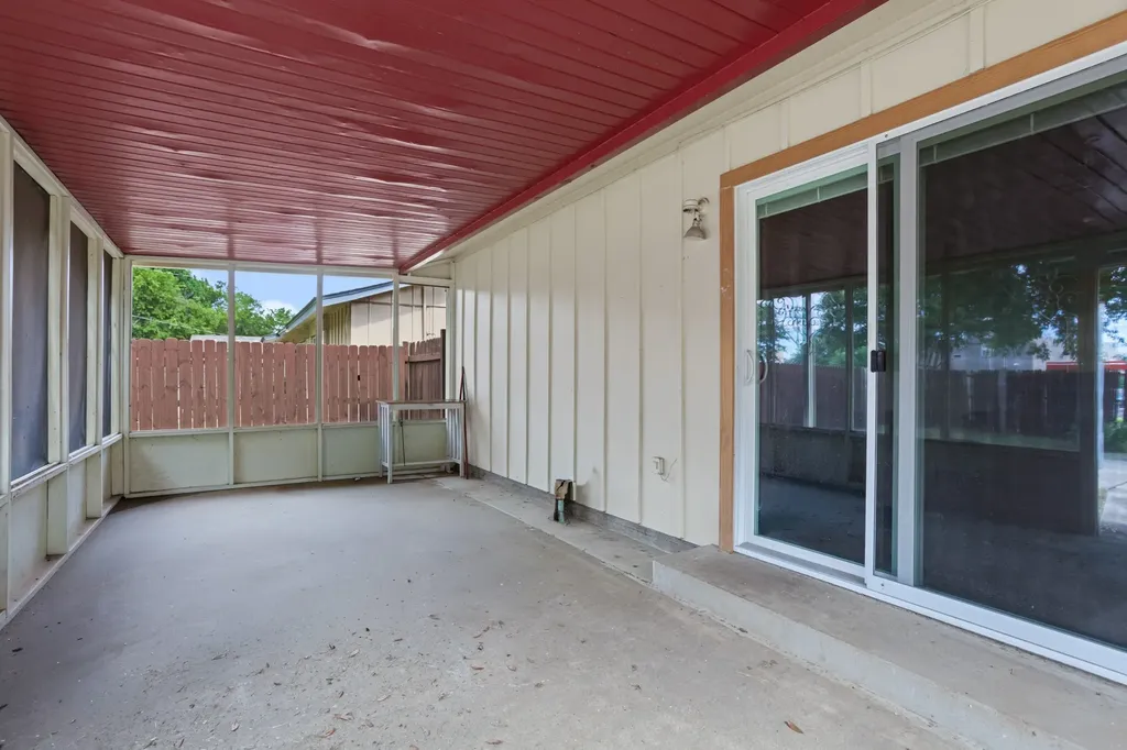 1820 Emery Street Denton TX 76201