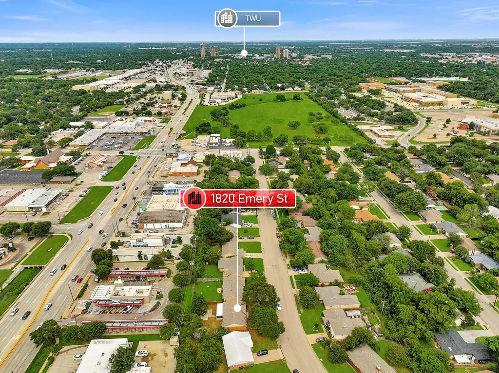 1820 Emery Street Denton TX 76201