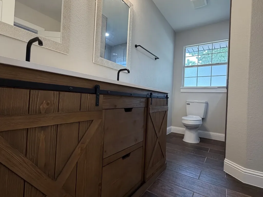7000 Park Place Drive Richland Hills TX 76118
