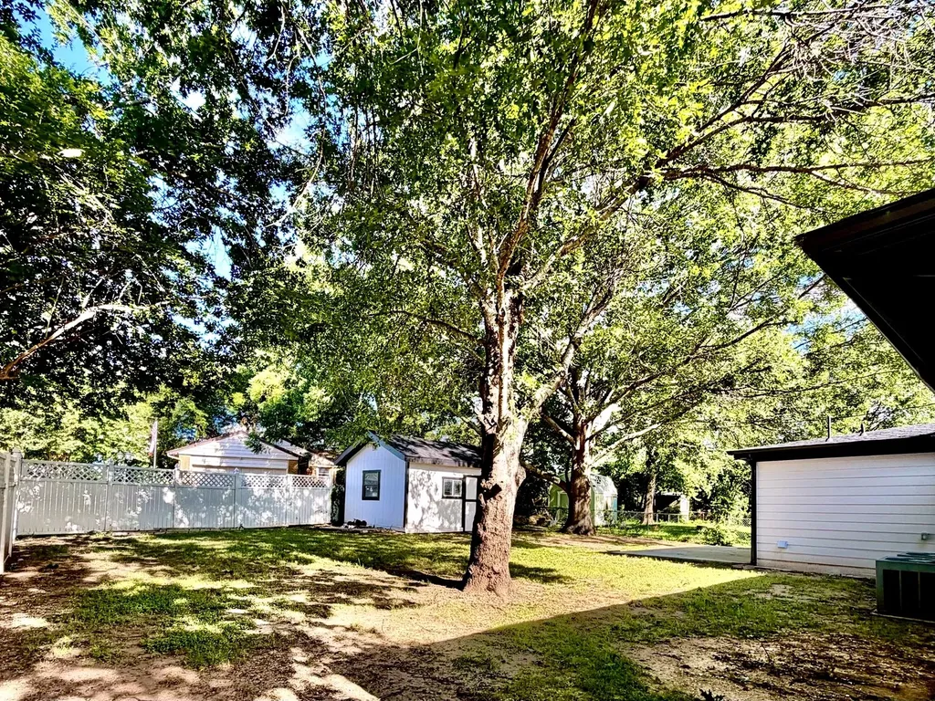 7000 Park Place Drive Richland Hills TX 76118
