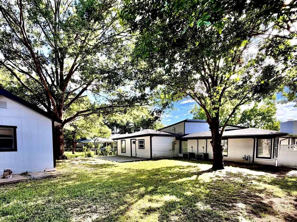 7000 Park Place Drive Richland Hills TX 76118