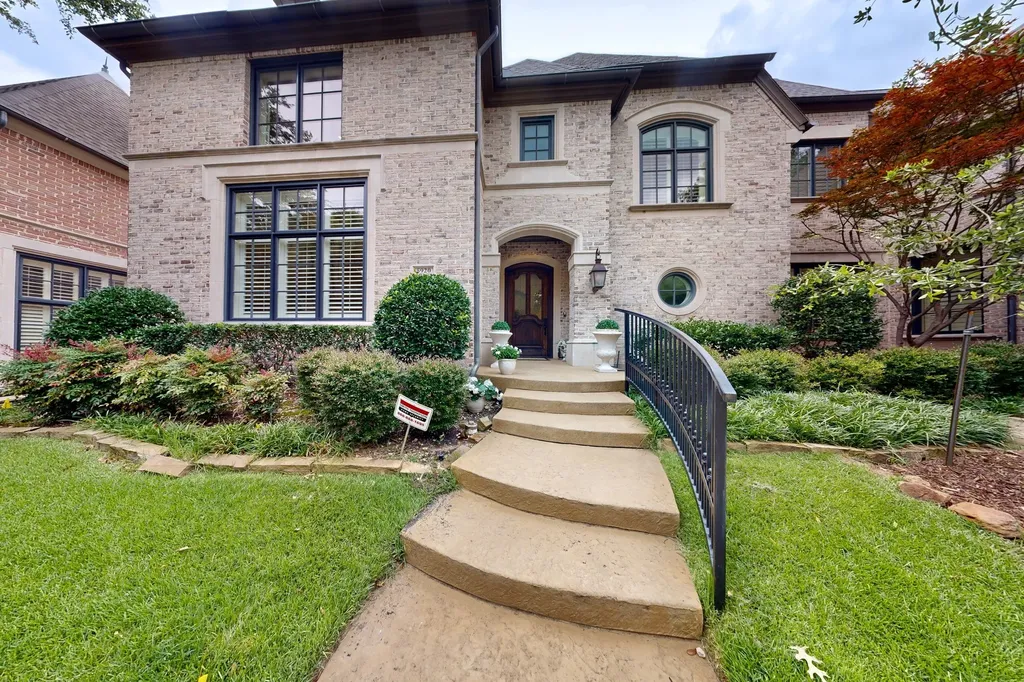 5920 Burgandy Street Plano TX 75093