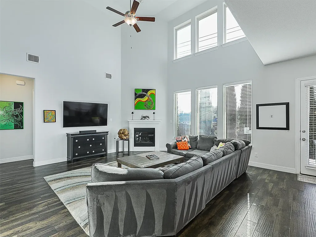 1820 Amazon Drive Plano TX 75075