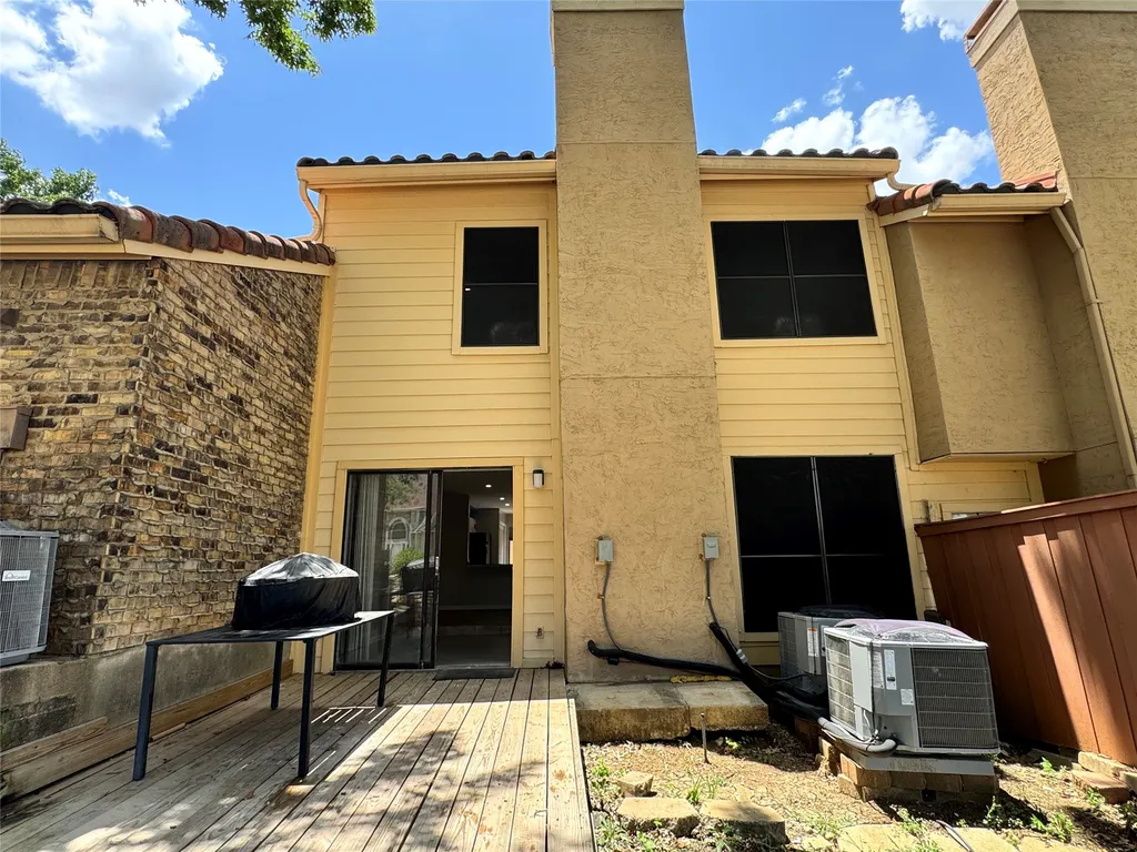 4254 Cuesta Drive Irving TX 75038