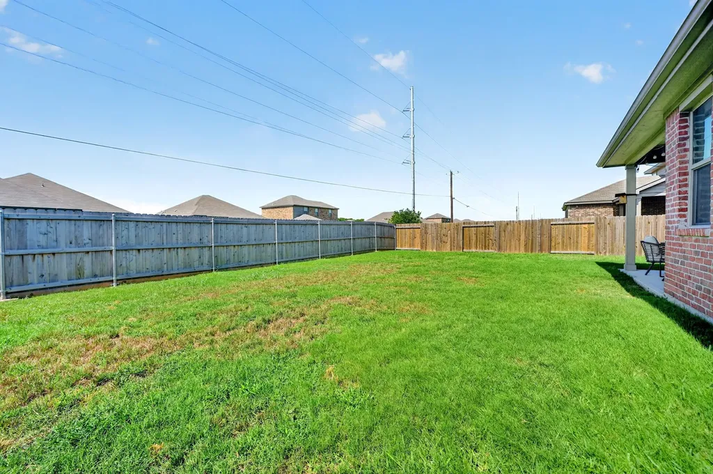 1033 Mcdonald Drive Crowley TX 76036