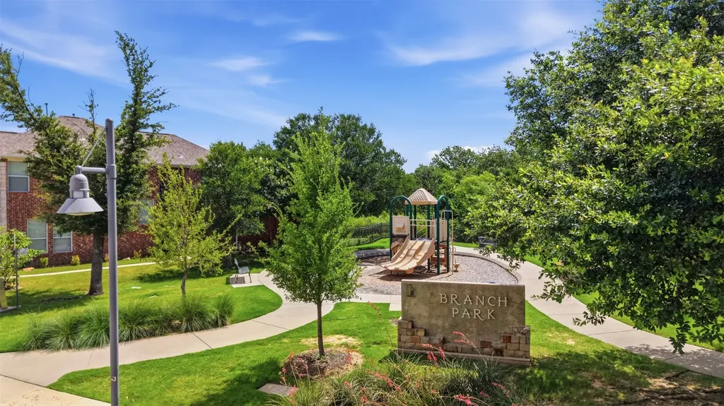 8618 Tyler Drive Lantana TX 76226