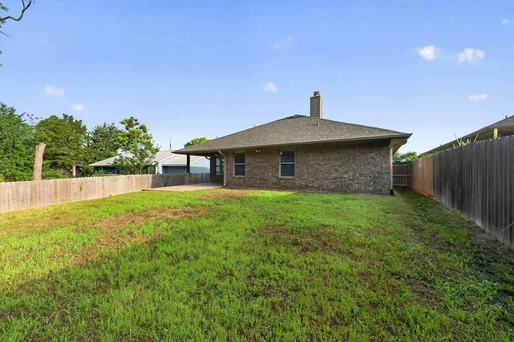 3016 Loy Lake Road Denison TX 75020