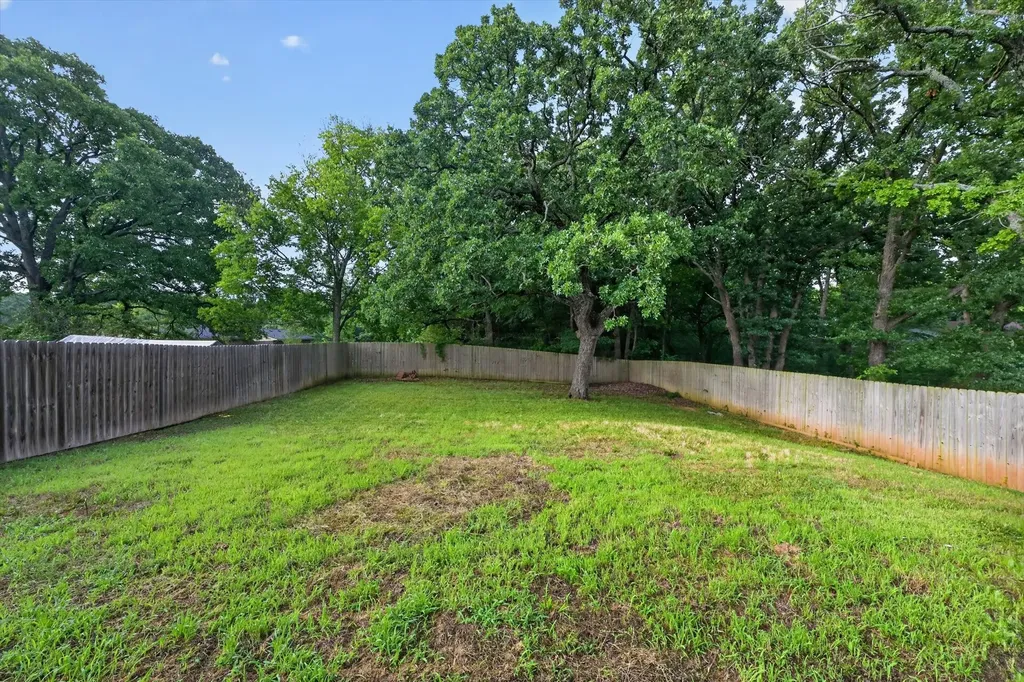3016 Loy Lake Road Denison TX 75020