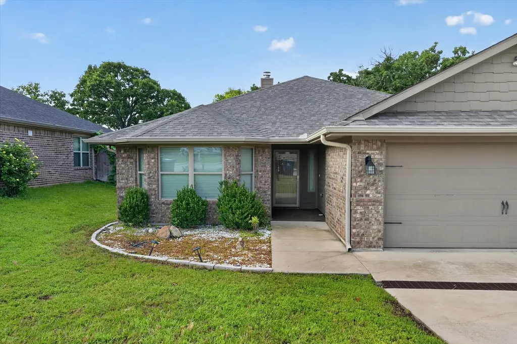 3016 Loy Lake Road Denison TX 75020