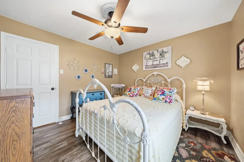 9509 Stony Point Drive Woodway TX 76712