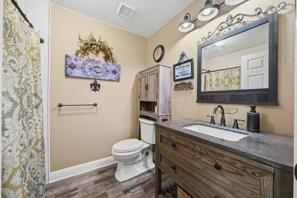 9509 Stony Point Drive Woodway TX 76712