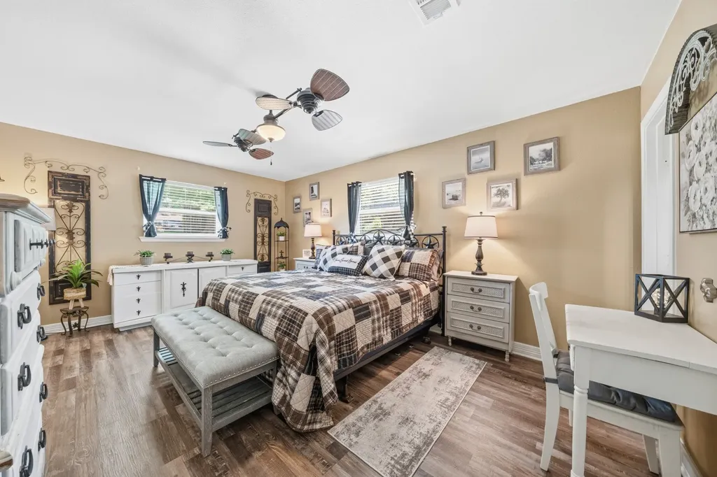 9509 Stony Point Drive Woodway TX 76712