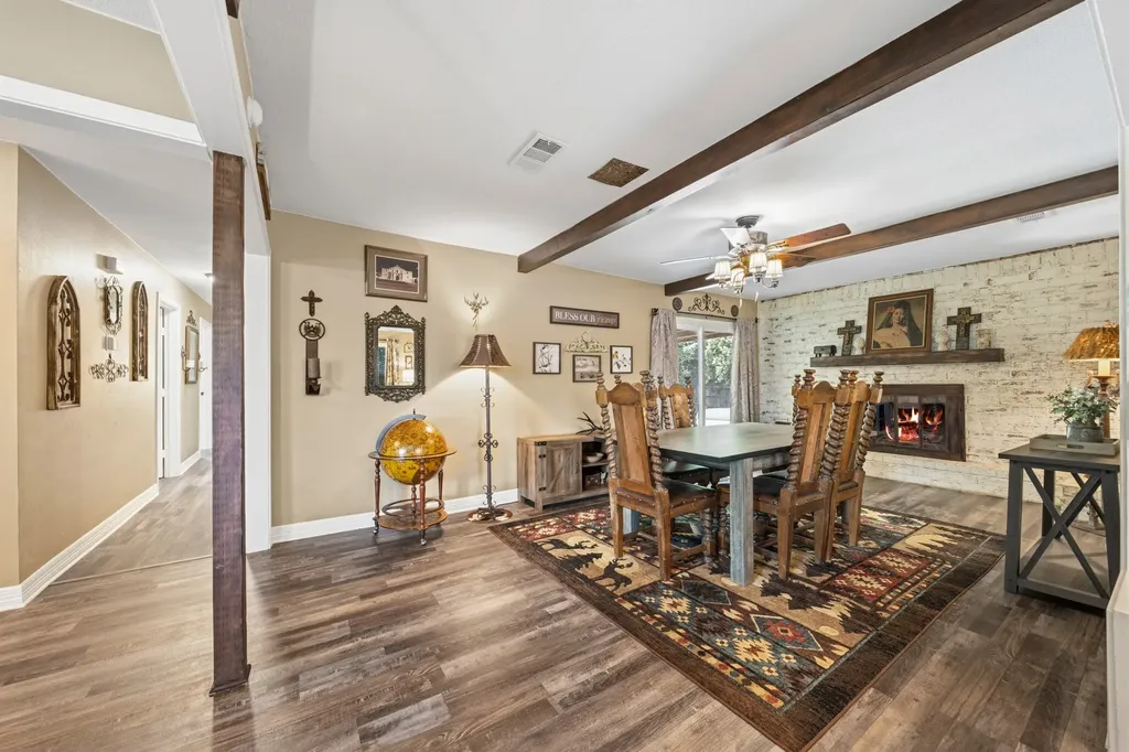 9509 Stony Point Drive Woodway TX 76712