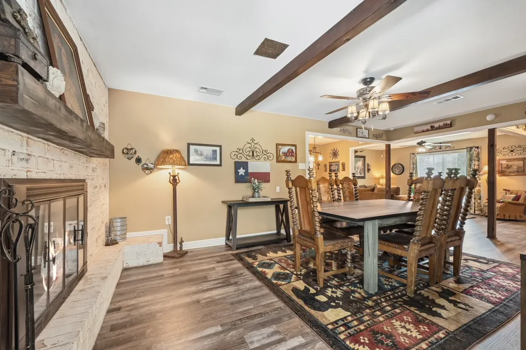 9509 Stony Point Drive Woodway TX 76712