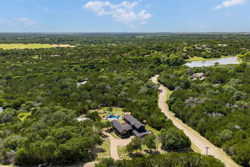 124 Bluffview Circle China Spring TX 76633