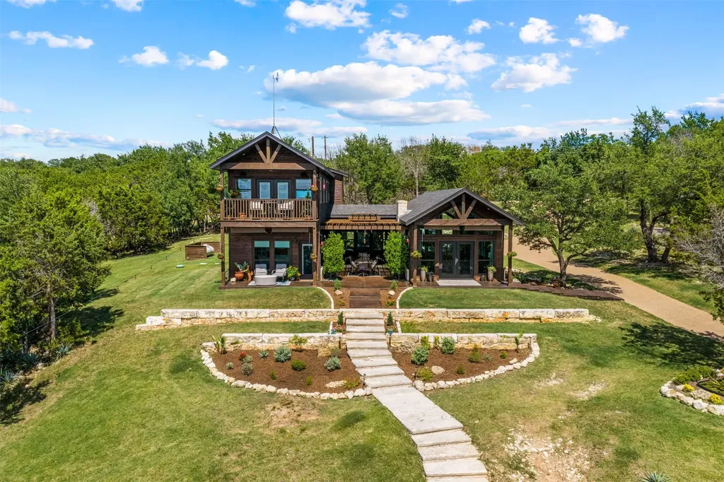 124 Bluffview Circle China Spring TX 76633