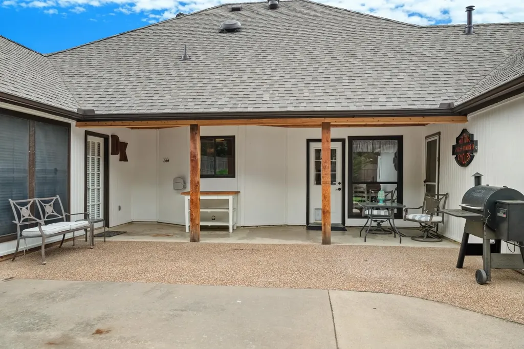 608 Gunnison Drive Arlington TX 76006